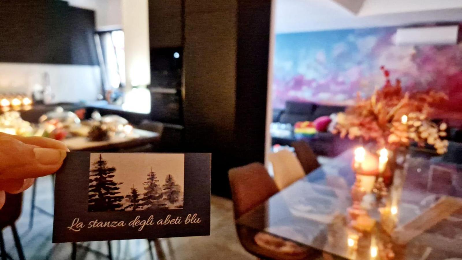 La Stanza Degli Abeti Blu Habitación en casa particular *